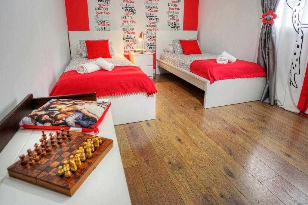 Villa Cobas Con Piscina Y Privada Triquivijate Extérieur photo