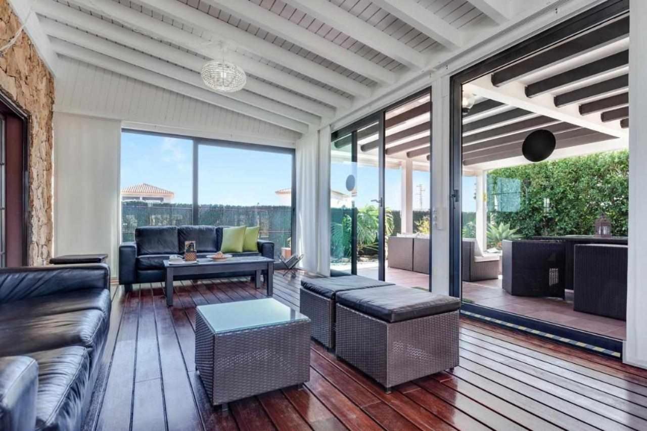 Villa Cobas Con Piscina Y Privada Triquivijate Extérieur photo
